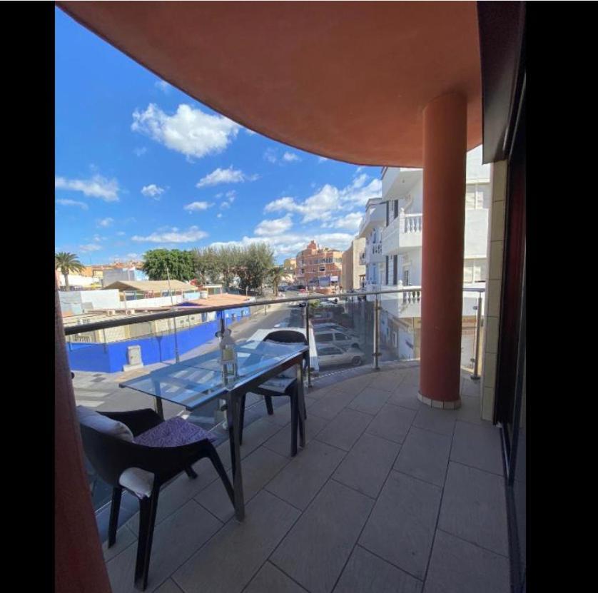 Balcón y sol en Arguineguín Apartamento Exterior foto